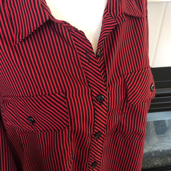 🌺Elementz vertical striped, button down shirt🌺 - Picture 3 of 8